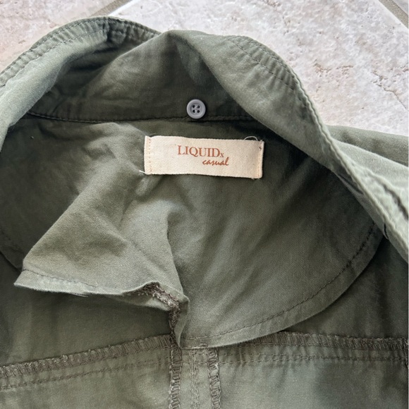 Casual Jacket Fall Military Style in Army Green with Pockets Synch-able Waist - Picture 5 of 5